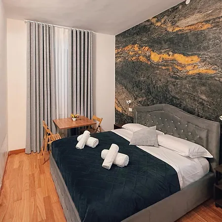 Sofia Guest House-3